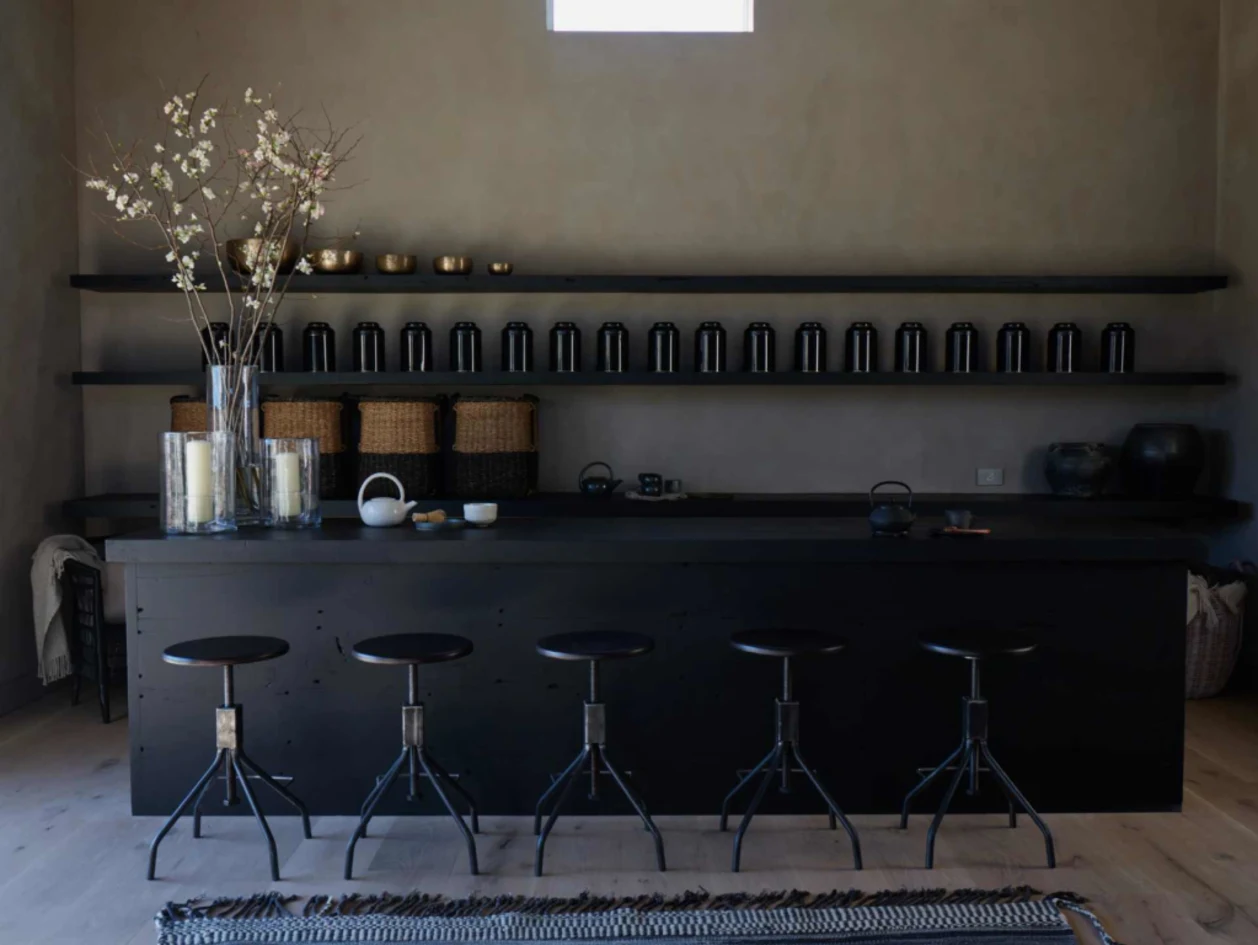 ssbh-07b-healing-arts-barn-tea-bar_ph_fredrika-stjarne